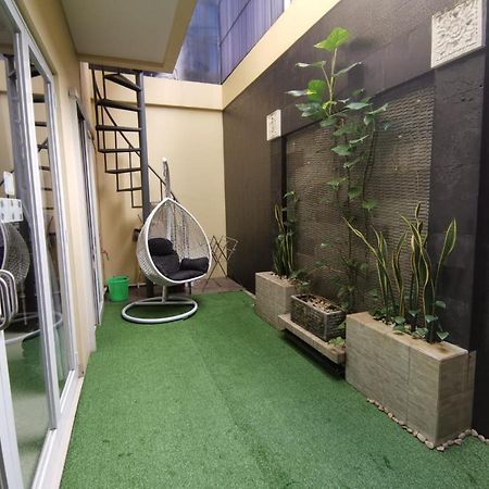 Platinum Setramurni Guest House Bandung 3Br エクステリア 写真