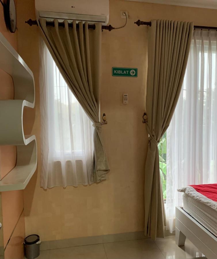 Platinum Setramurni Guest House Bandung 3Br エクステリア 写真