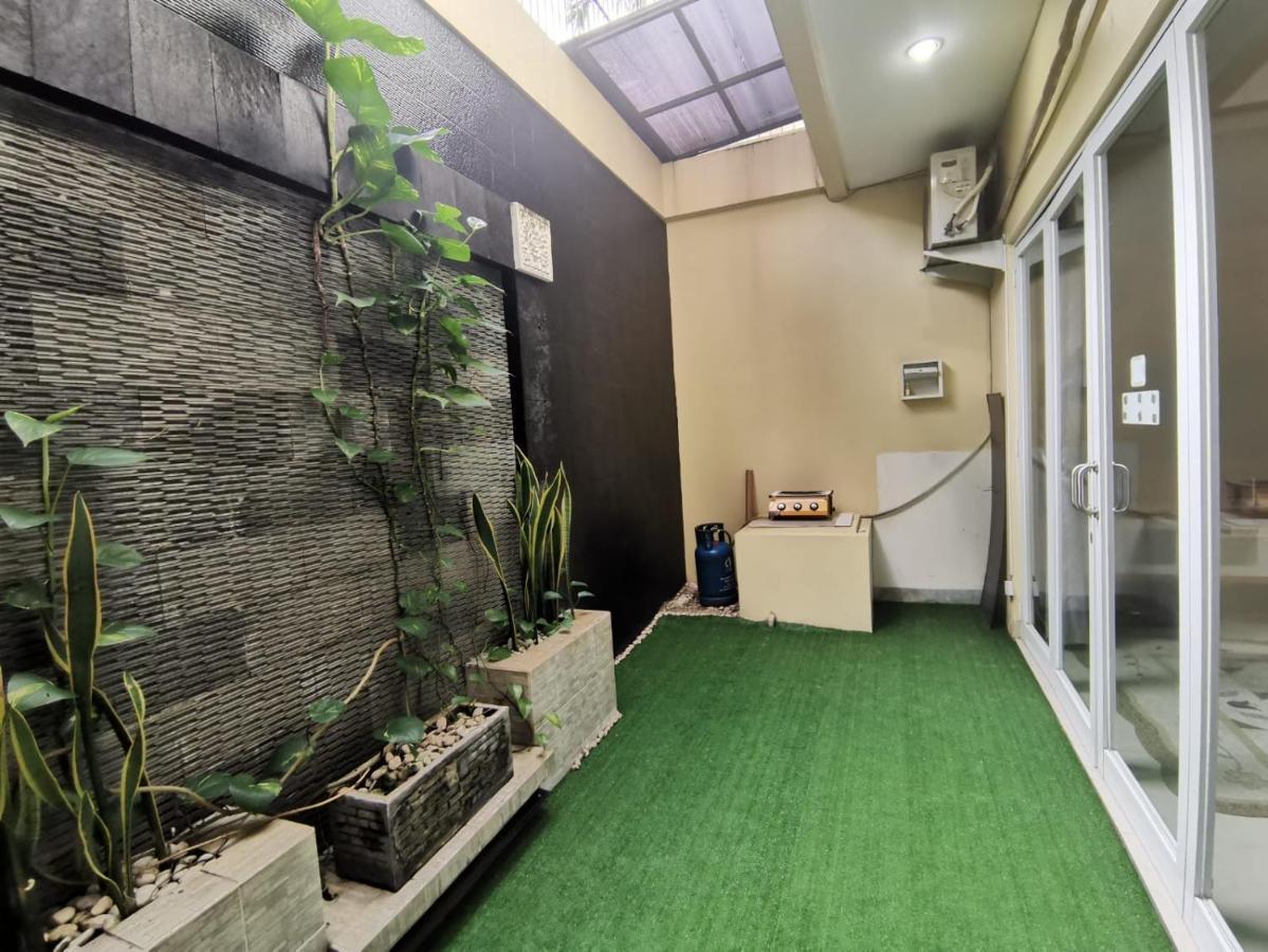 Platinum Setramurni Guest House Bandung 3Br エクステリア 写真